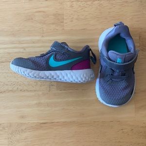 Toddler size 4 Nike Revolution shoes